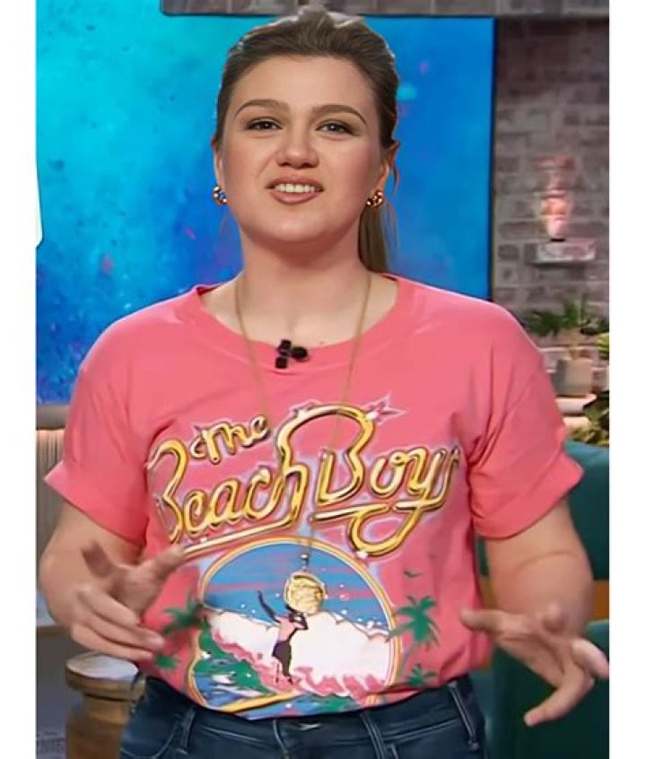 Kelly Clarkson Beach: Your Guide To The Perfect Summer Destination