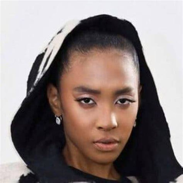 Kelly Yazdi Height, Weight, Net Worth, Age, Birthday, Wikipedia, Who, Instagram, Biography ·