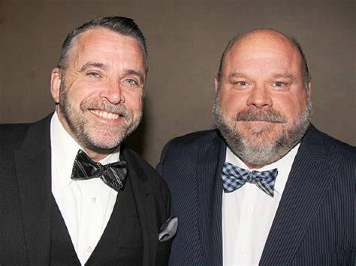 Kevin Chamberlin Husband Did He Come Out Of The Closet?