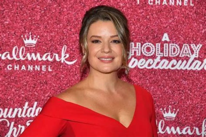 Kimberly Sustad's Measurements Revealed: Height, Weight, And More