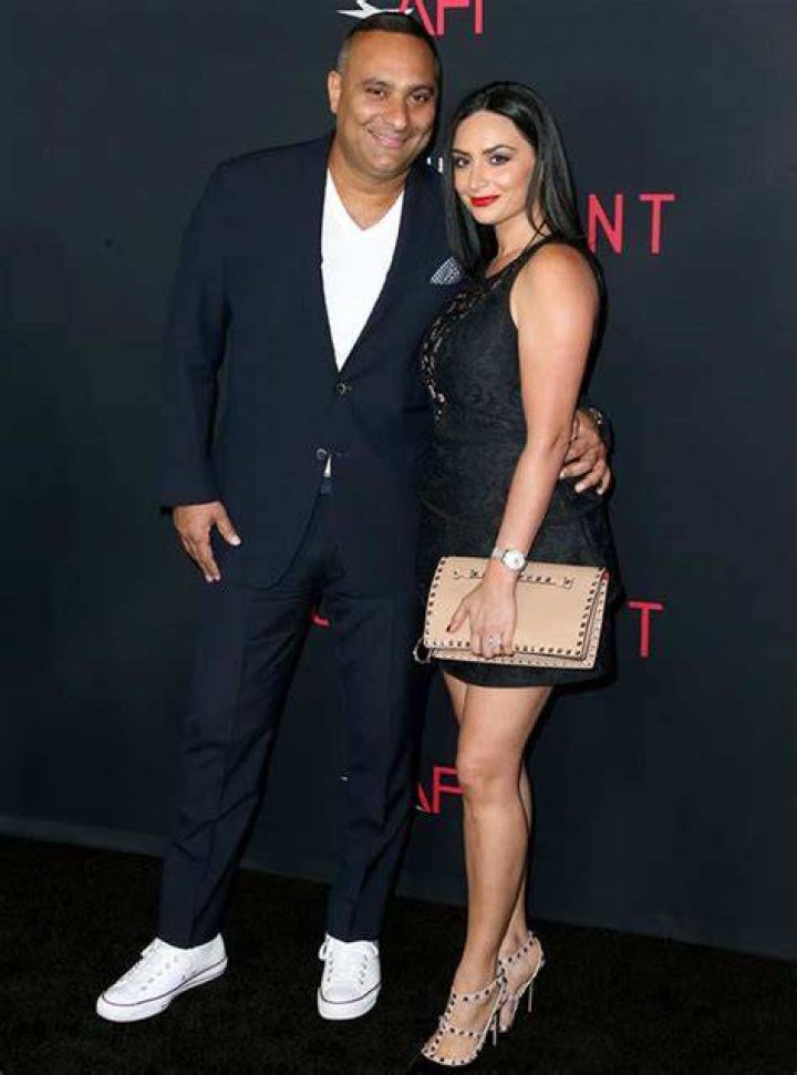 Know about Russell Peters Net Worth, Daughter, Wife, Fiance. 2022 ·