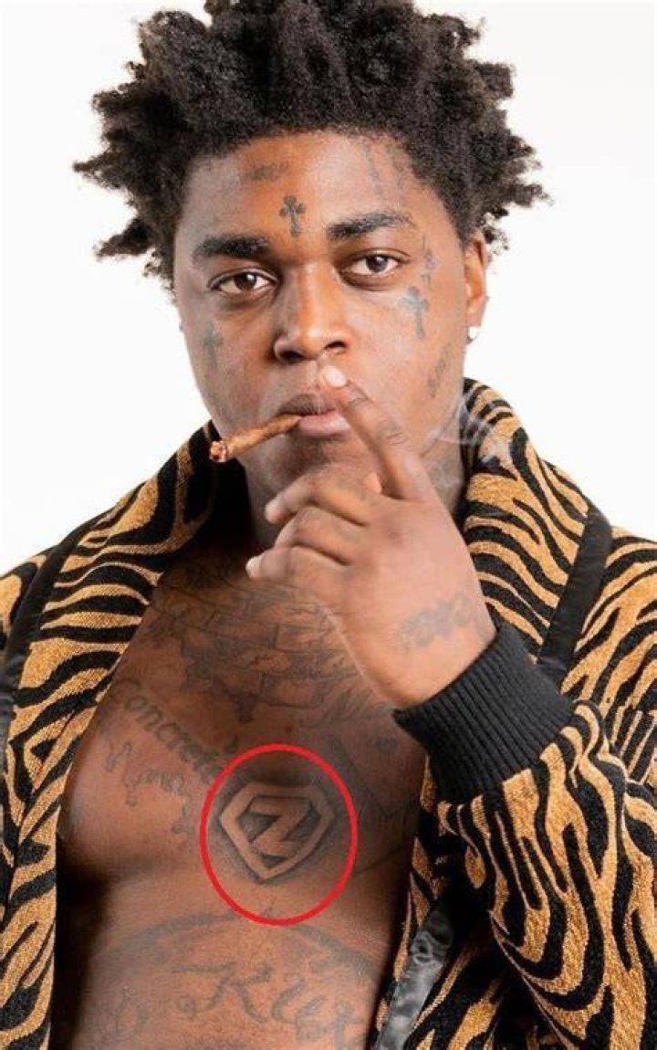 Kodak Black Tattoos His Lawyer&rsquo;s Name On His Hand The Source