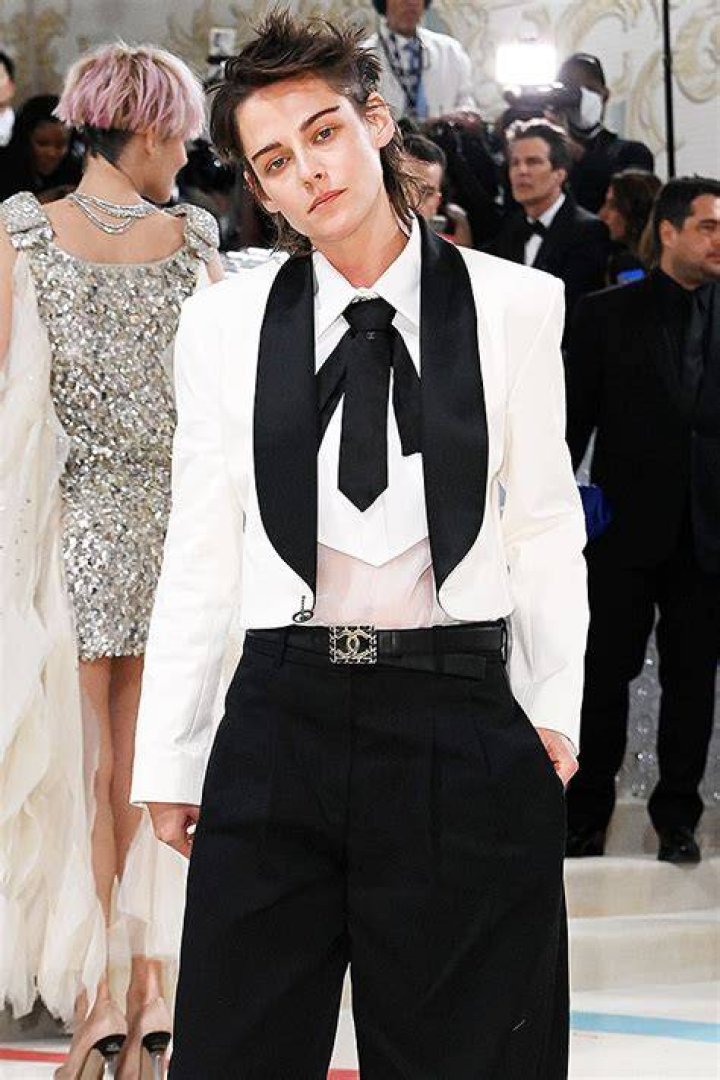 Kristen Stewart&rsquo;s Met Gala 2023 Outfit Photo Hollywood Life