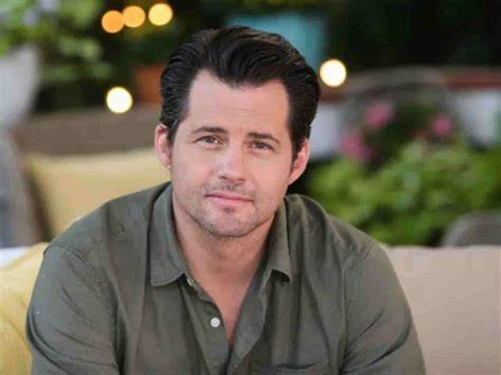 Kristoffer Polaha Biography Facts, Childhood, Family Life & Achievements