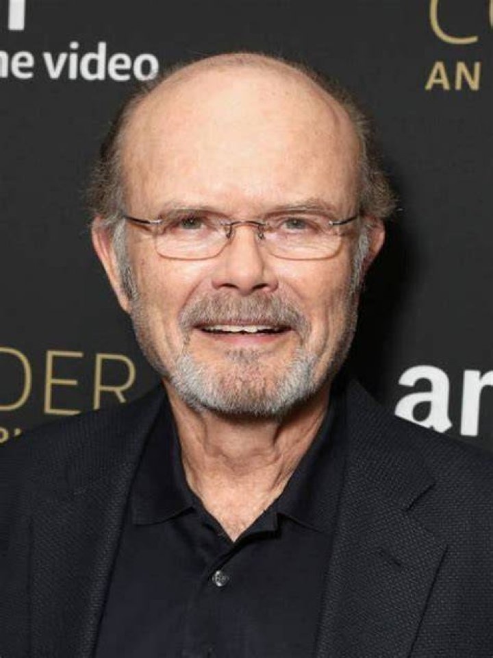 Kurtwood Smith Height - CelebsHeight.org