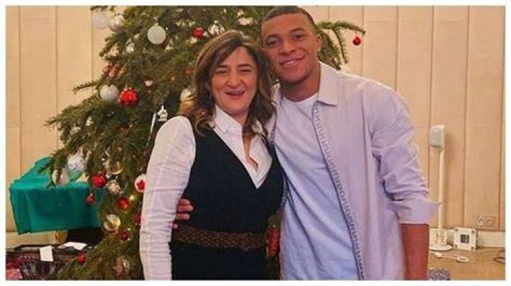 La madre de Mbapp&eacute;, relacionada con la agresi&oacute;n a Kheira Hamraoui