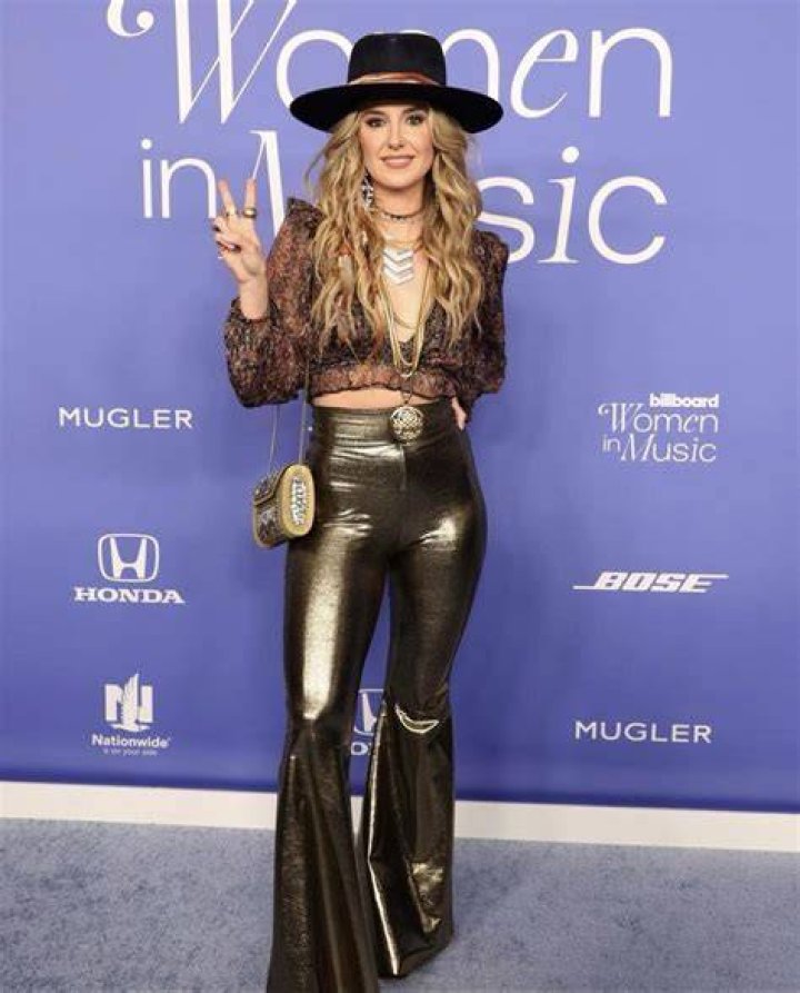 Lainey Wilson r/MusicWomen