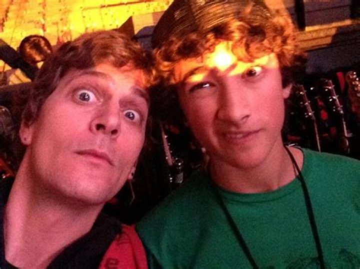 Learn About Rob Thomas' Son: The Untold Story Behind The Legacy