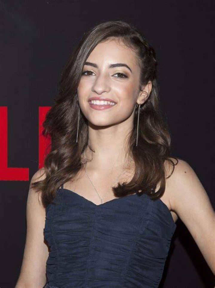 Learn All About The Talented Actress: Soni Bringas