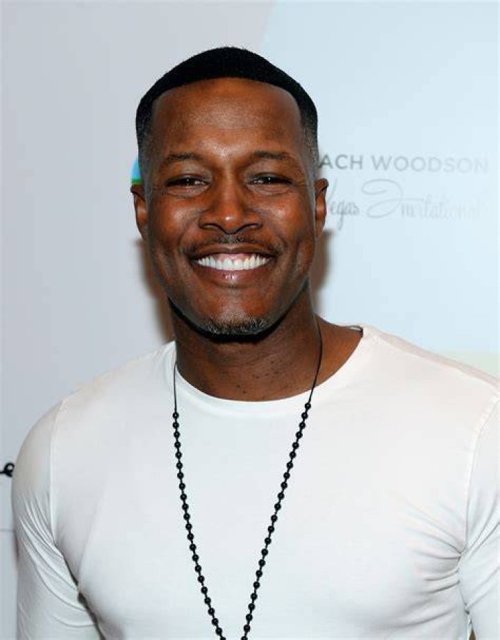 Learn The Height Of Hollywood Star: Flex Alexander