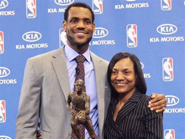 LeBron James's Mother: A Deeper Look Into Gloria's Life And Influence