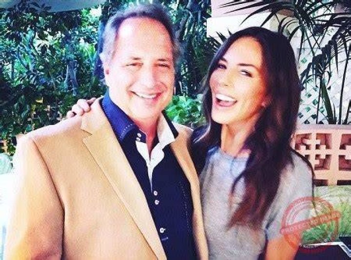 Leslie Lovitz Bio, Height, Family, Net Worth 2024