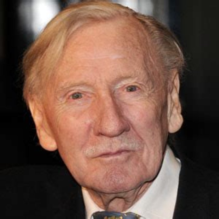 Leslie Phillips | Net Worth