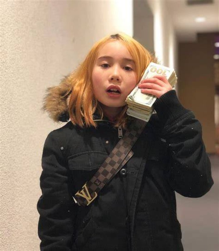 Lil Tay Net Worth How Rich is The Young Star? OtakuKart