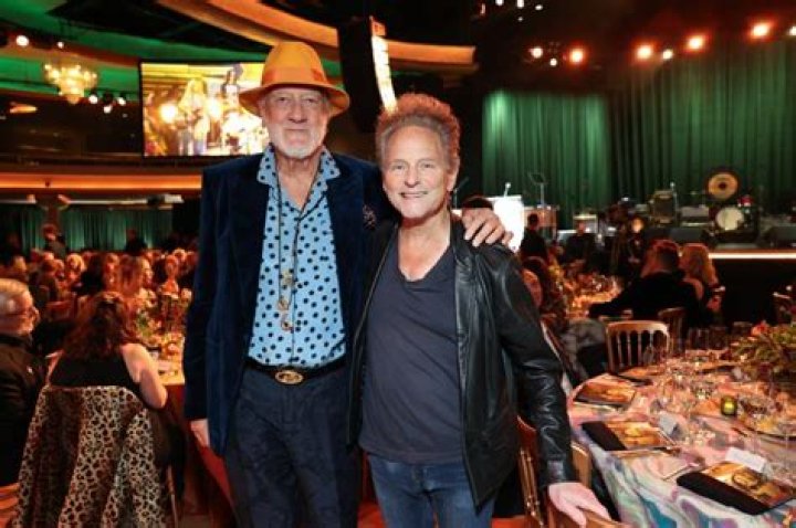Lindsey Buckingham Says Mick Fleetwood Wants Him Back In Fleetwood Mac