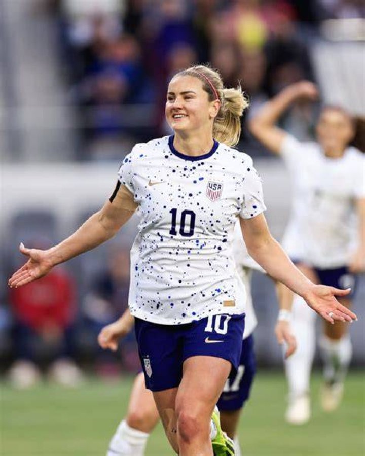 Lindsey Horan Net WorthWikiBioCareer,SoccerPlayer,earnings,goals,age