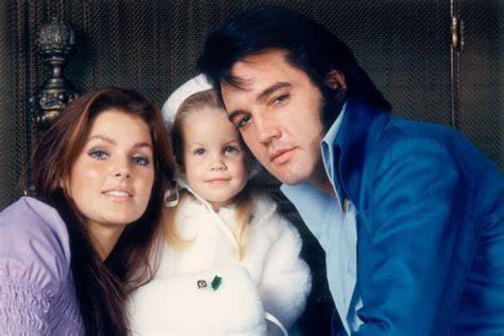 Lisa Marie Presley Net Worth, Spouse, Debt And Kids Of Elvis Presleys Daughter |