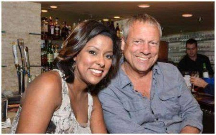 Lori Stokes Bio, ExHusband Brian Thompson and Career Achievements