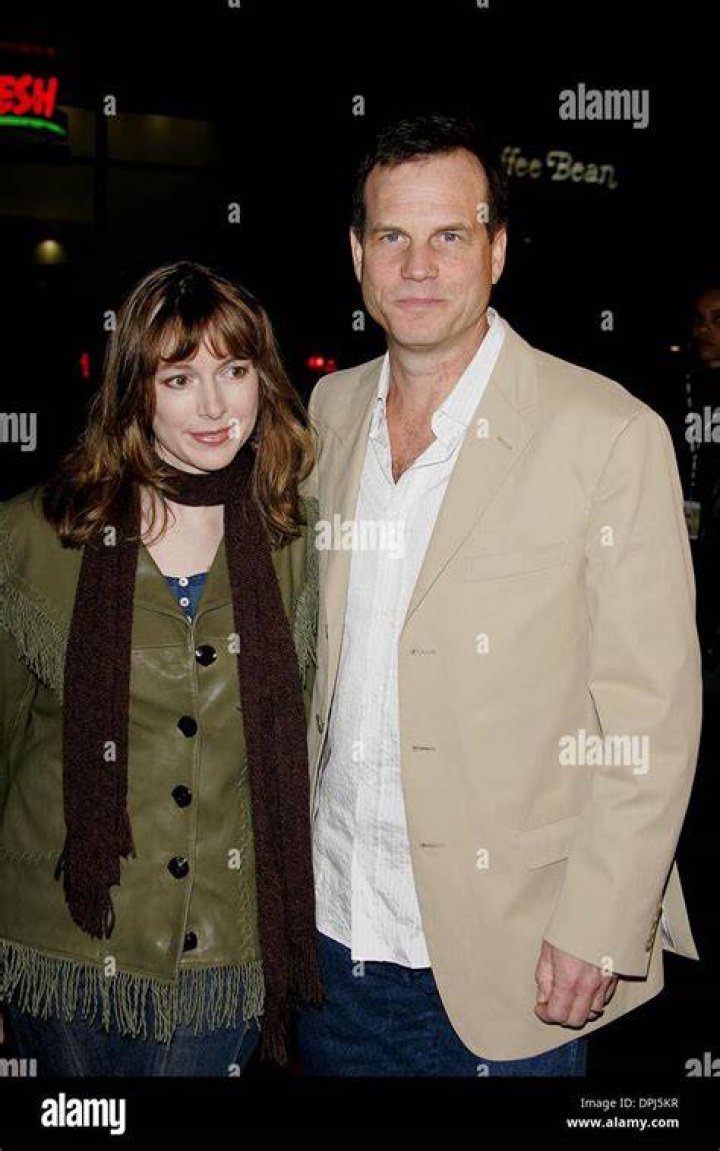 Louise Newbury Actor Bill Paxton's Wife (Bio, Wiki)