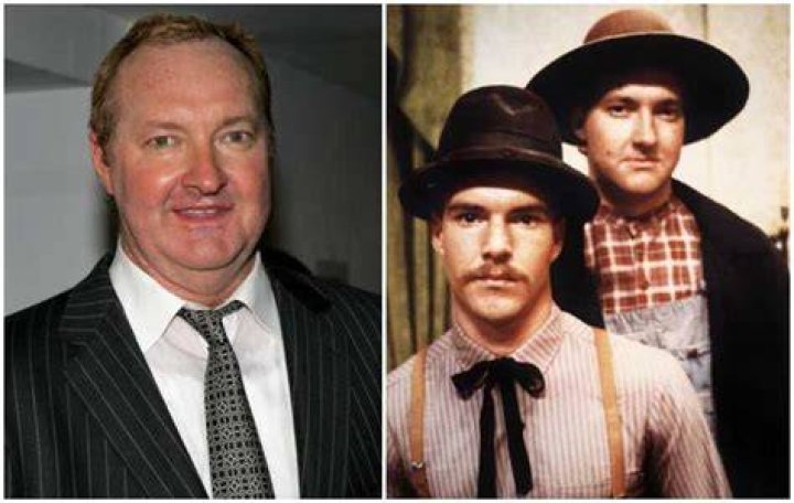 LR) Actor/brothers Dennis and Randy Quaid from the offBroadway