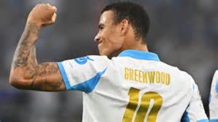 🏰💑 Luxury getaway Mason Greenwood The star player for Manchester