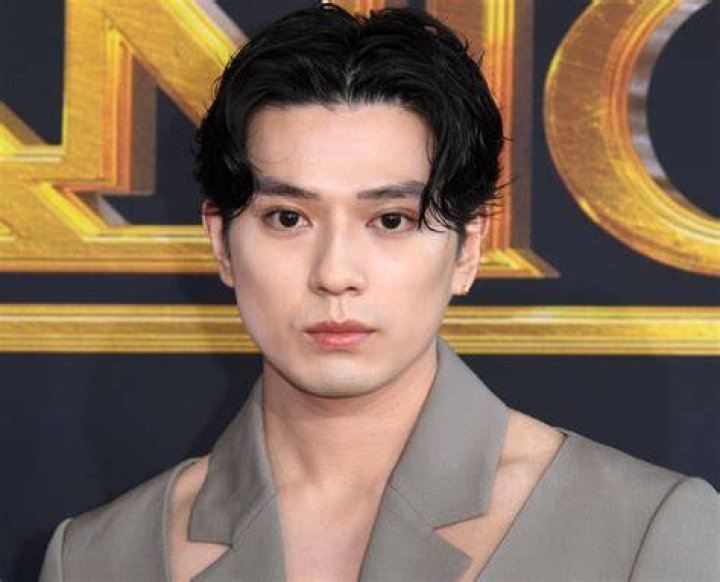 Mackenyu Arata's Wife Unveils Her Stunning Face