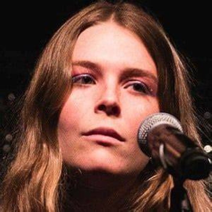 Maggie Rogers – Biography, Age, Family, Musician Facts