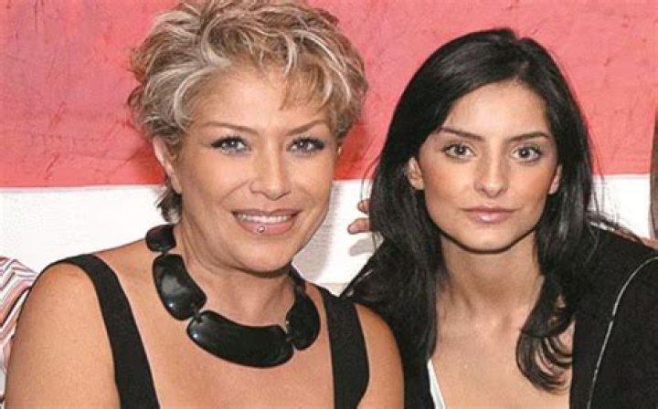MAM&Aacute; DE AISLINN DERBEZ DICE QUE SU HIJA Y SU NIETA SON M&Aacute;S FELICES