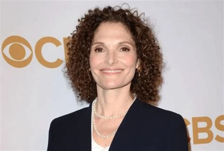 Mary Elizabeth Mastrantonio Biography Facts, Childhood, Family Life