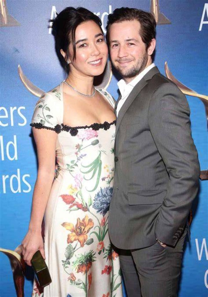 Maya Erskine and Michael Angarano Engaged, Expecting First Child
