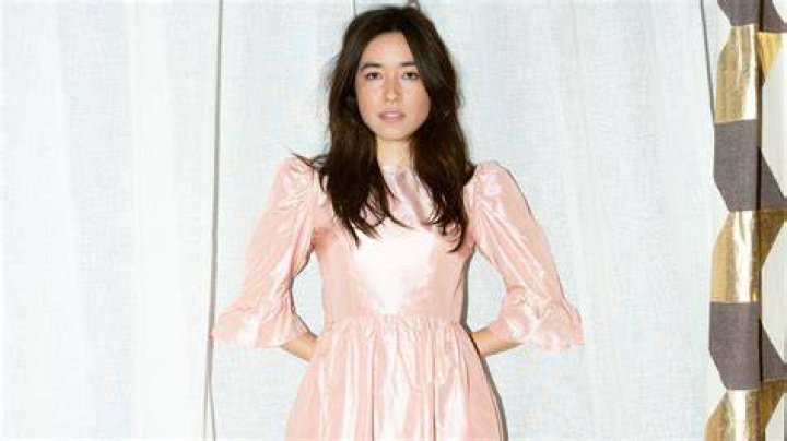 Maya Erskine Talks Pen15, &rsquo;90s Boy Bands, and More Coveteur