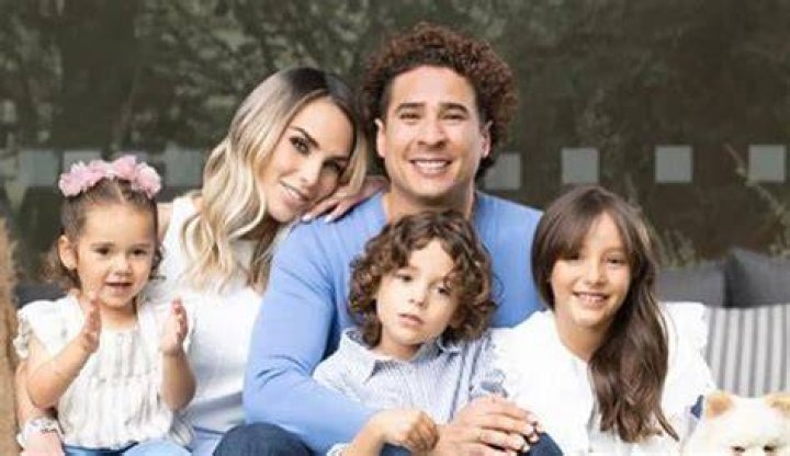 Memo Ochoa Kids