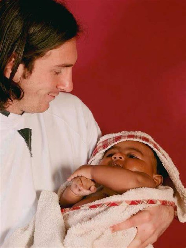 Messi And Yamal: A Heartwarming Photo