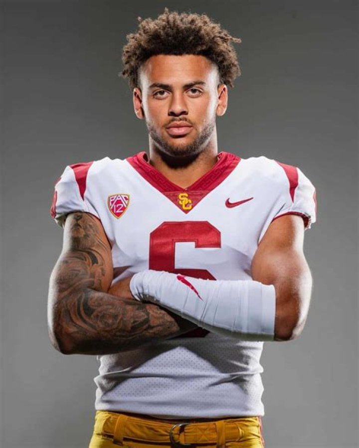 Michael Pittman Bio [2023 Update]: Career & Net worth