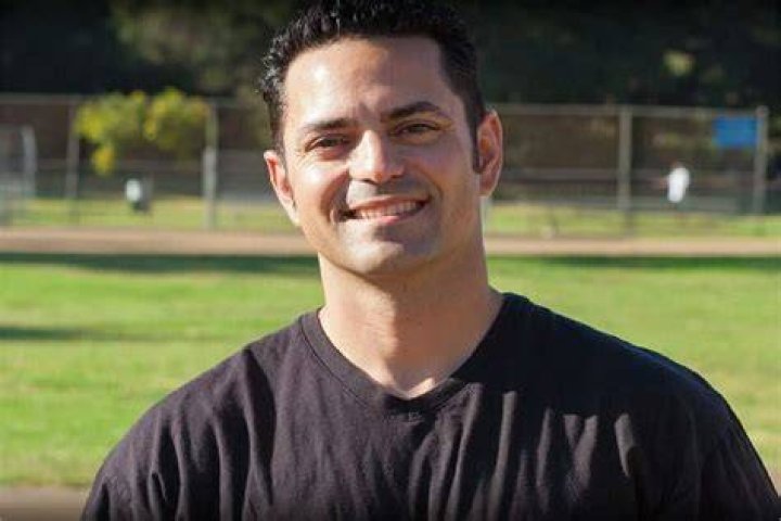 Mike Vitar Biography, Age, Height, Bio, Net Worth, Wiki, Mighty Ducks