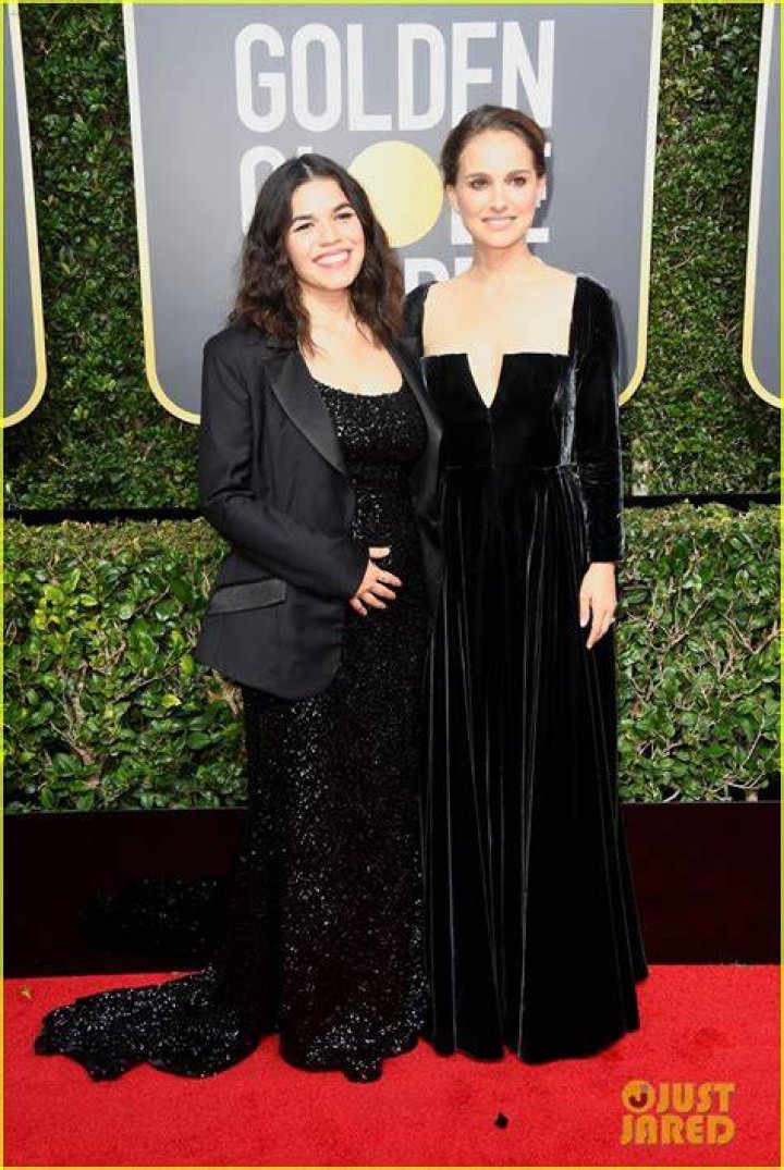 Natalie Portman & Pregnant America Ferrera Stun at Golden Globes 2018