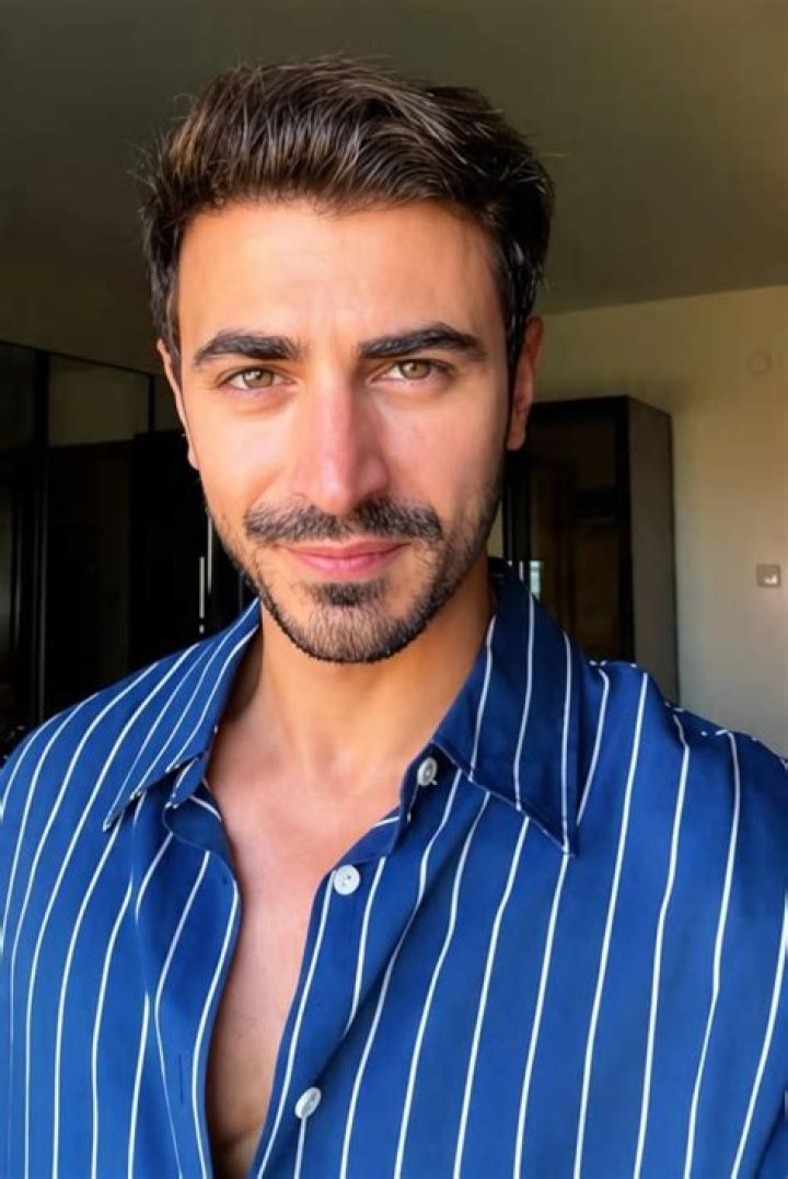 Net Worth, Wife, Age, Height, Instagram, Siblings