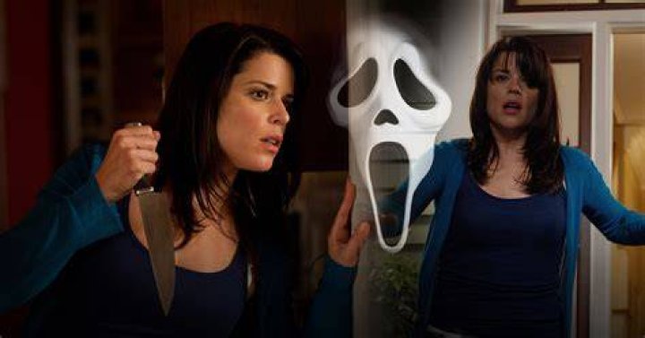 Neve Campbell's Feet