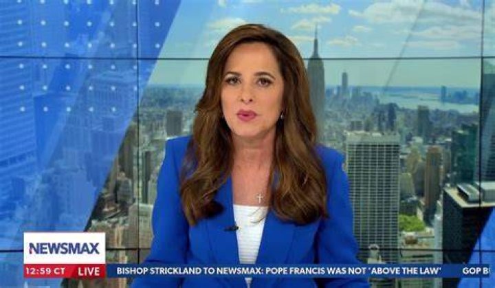 Newsmax Tv Female Anchors Newsmax Ex Fox News Reporter Trump Hit On