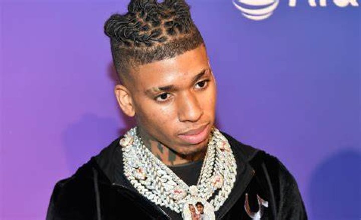 NLE Choppa Implies He&rsquo;d Have a Threesome With Saweetie and His