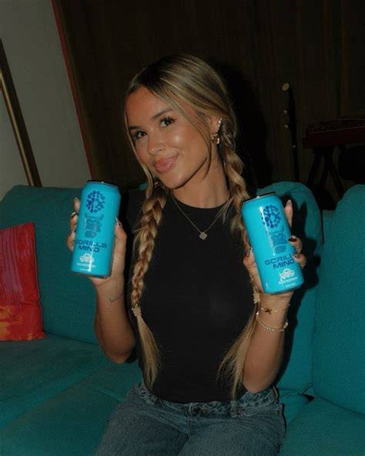 NOELLE LEYVA (noelleleyva) &bull; Instagram photos and videos Beach