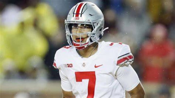 Ohio State quarterback C.J. Stroud breaks down his attire on the red