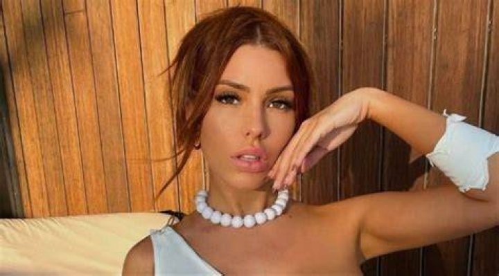 Paige Woolen Wiki