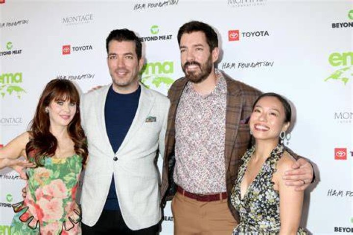 Property Brothers Drew's Wife: A Spotlight On The Dynamic Duo