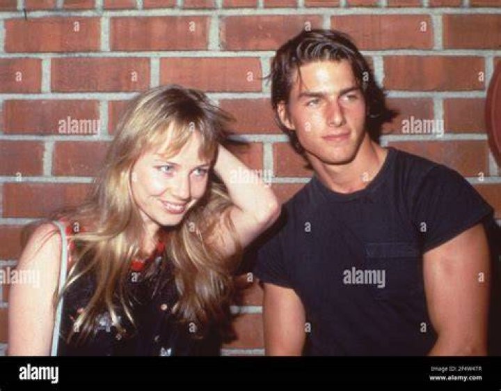 Rebecca De Mornay & Tom Cruise // 1983 Tom cruise risky business, Tom