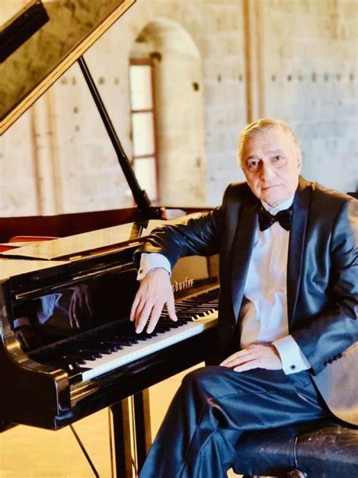 Renowned Pianist Rena Haley: Unforgettable Melodies And Inspiring Performances