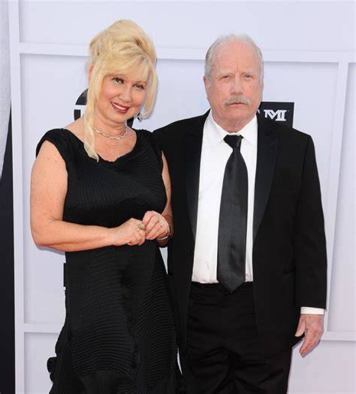 Richard Dreyfuss's Wife: A Profile Of Janelle Dreyfuss