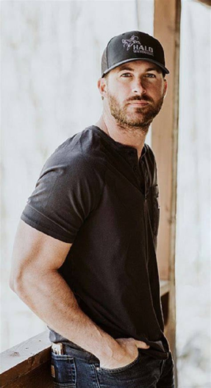 Riley Green Height: How Tall Is The Country Star?