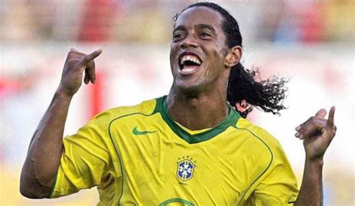 Ronaldinho Ga&uacute;cho e os motivos que ajudam a explicar por que 80 dos