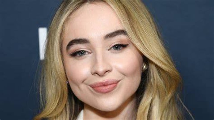 Sabrina Carpenter's Net Worth: A Deep Dive Into Her Fortune